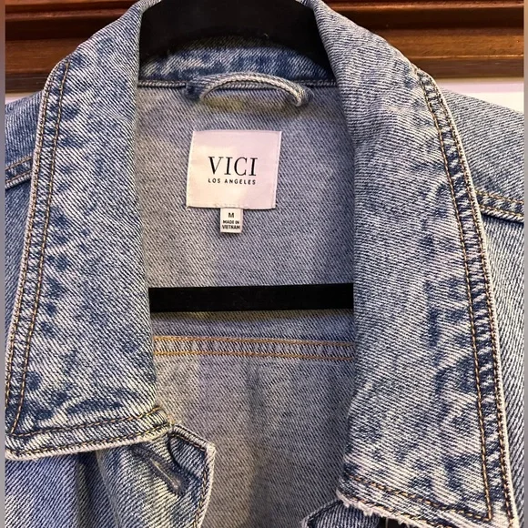 Influencer Oversized Denim Jacket - Picture 9 of 9